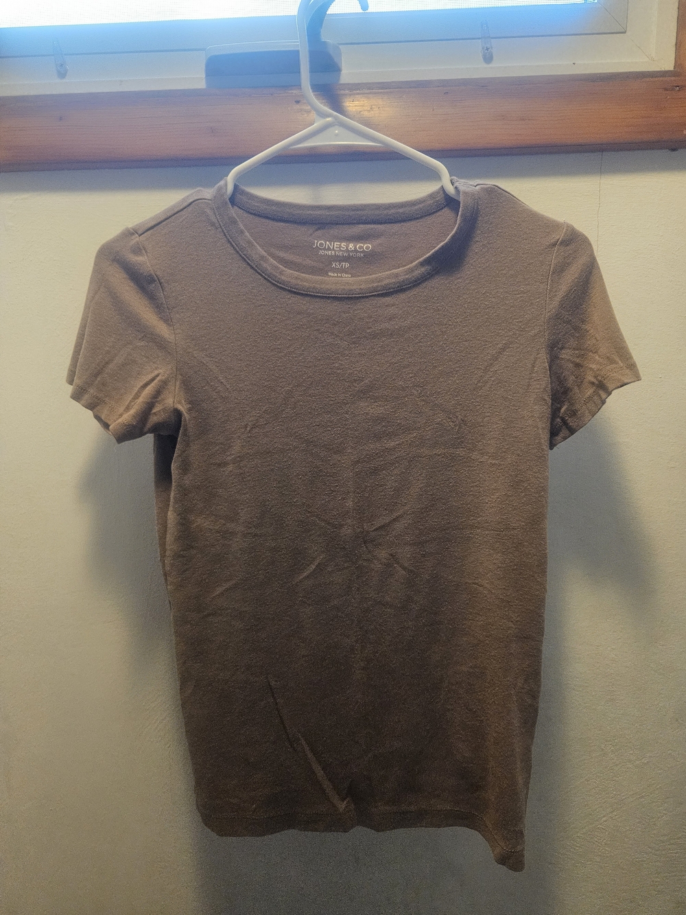 Jones & Co Brown Short Sleeve Crewneck Tee